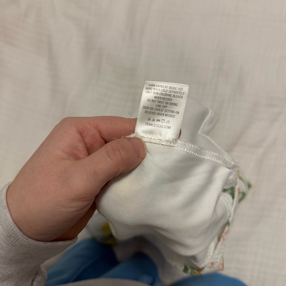 3/$20⚡️ Francesca’s Blue Rain Fruit Orange Mini Skirt with Side Slit - Picture 4 of 15